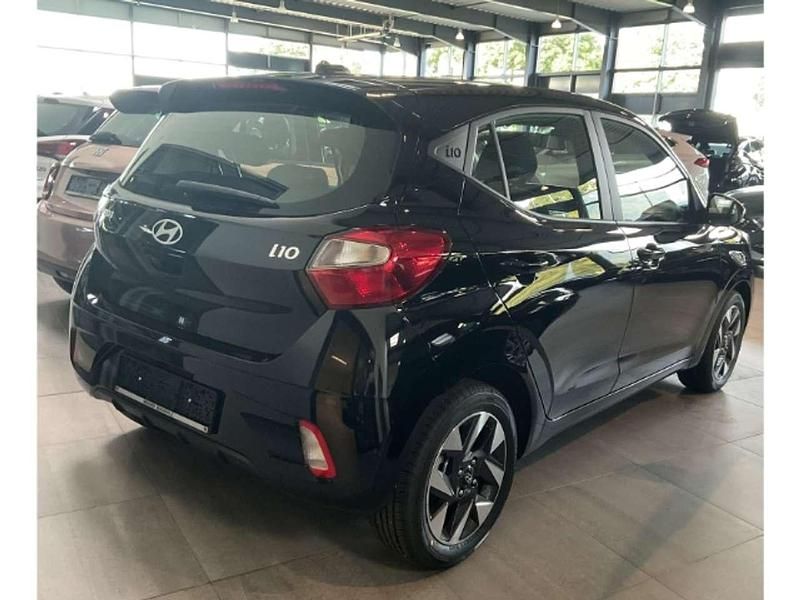 Neu Hyundai i10 Trend 63 PS (46 kW) 2025 Phantom black / met Kleinwagen