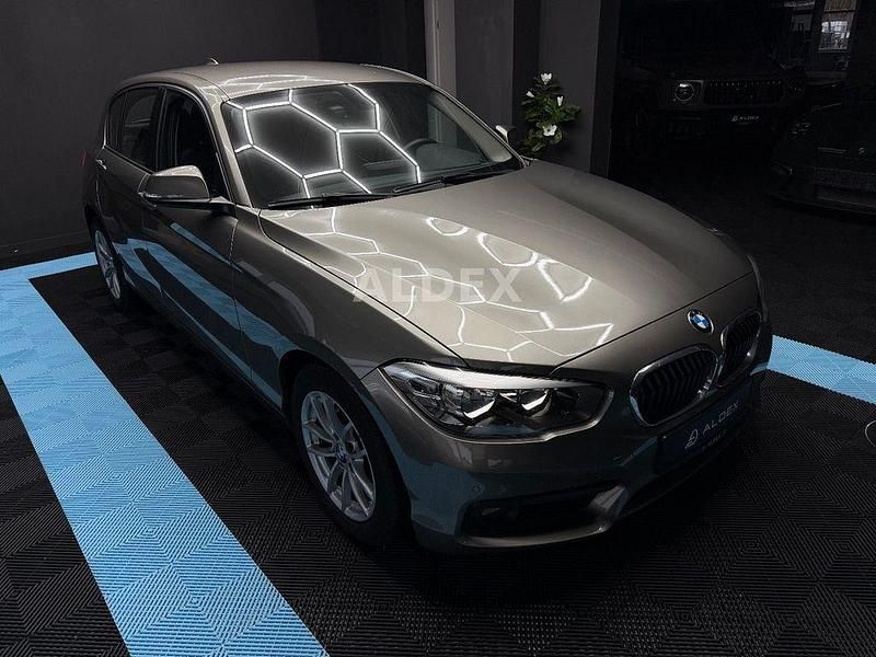 Gebraucht BMW 118 Advantage 136 PS (100 kW) 2016 Silber Kleinwagen