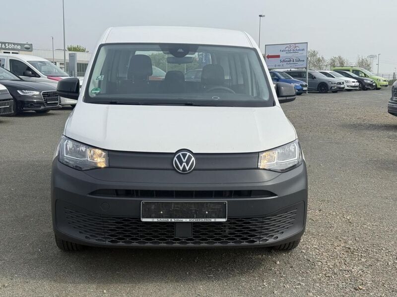 Second-hand VW Caddy Maxi Basis 102 CP (75 kW) 2021 Alb Monovolum