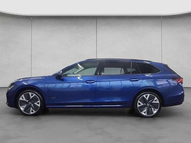 Gebraucht Skoda Superb Selection 150 PS (110 kW) 2025 Blau Limousine