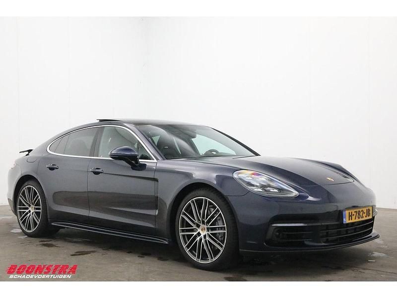 Gebraucht Porsche Panamera 462 PS (339 kW) 2020 Blau Limousine