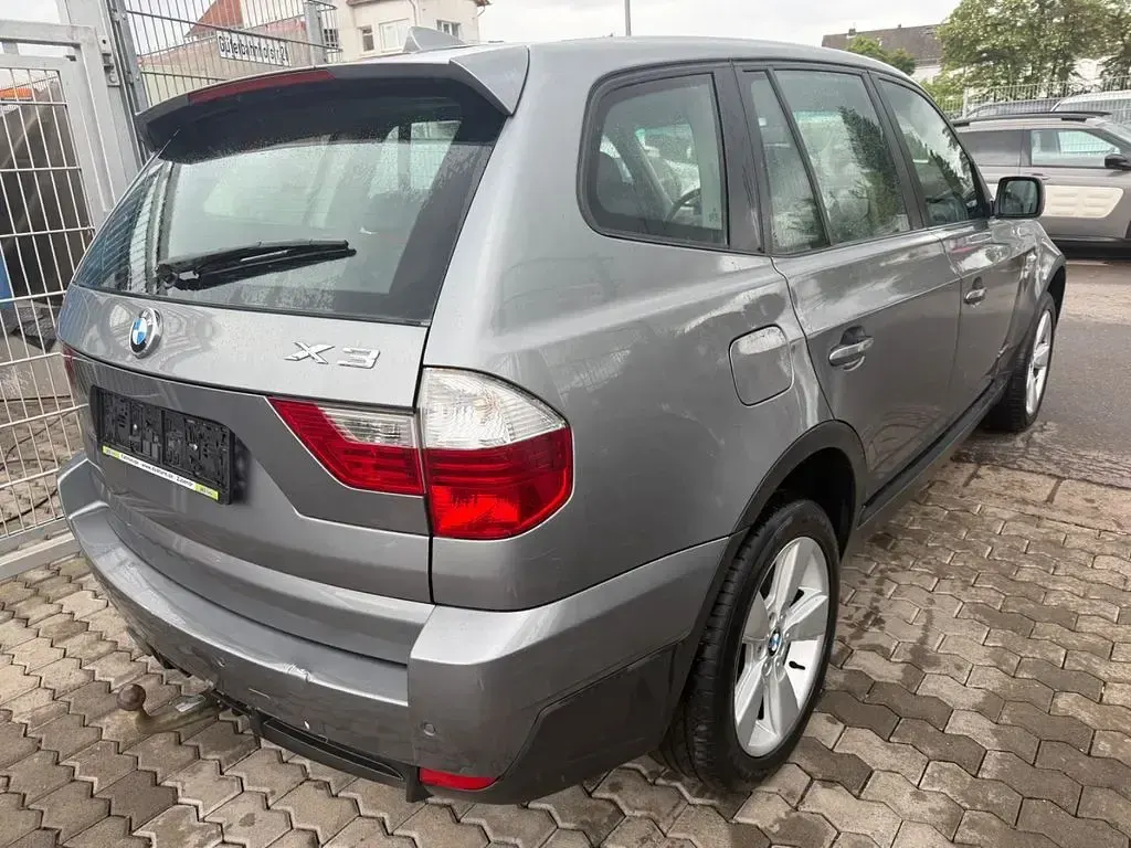 Second-hand BMW X3 Lifestyle 177 CP (130 kW) 2009 Gri SUV