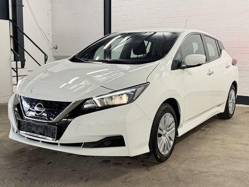 Gebraucht Nissan Leaf 110 kW (150 PS) 2022 Weiß Kleinwagen