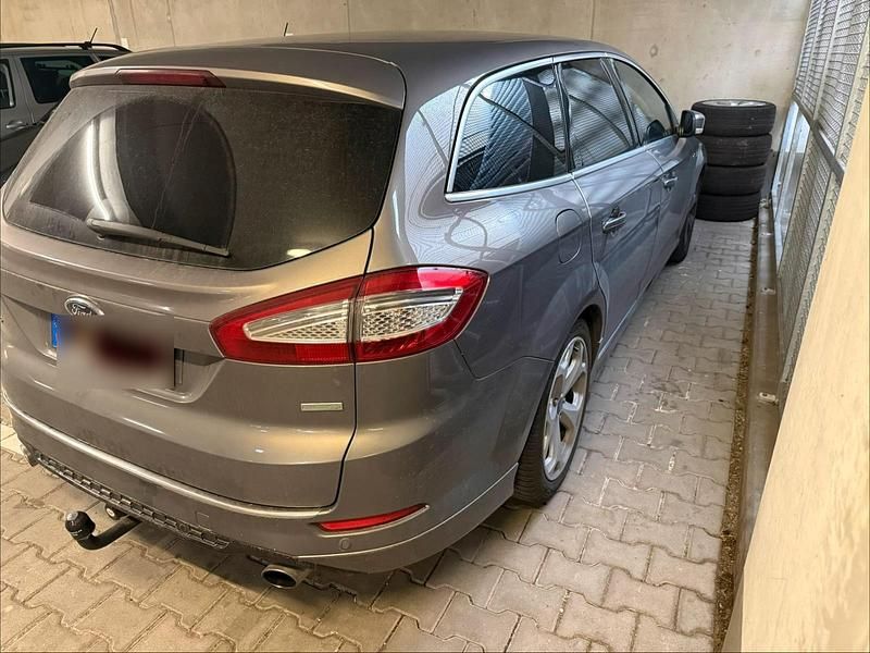 Gebraucht Ford Mondeo 203 PS (149 kW) 2013 Braun Kombi