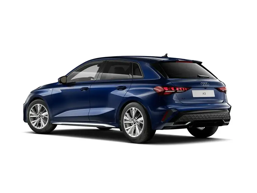 Gebraucht Audi A3 S-Line 150 PS (110 kW) 2026 Navarrablau metallic Limousine