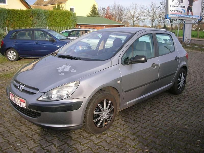 Silber Gebraucht 2004 Peugeot 307 Filou Limousine | 1.999 € (Fairer Preis) - Bild 1/4