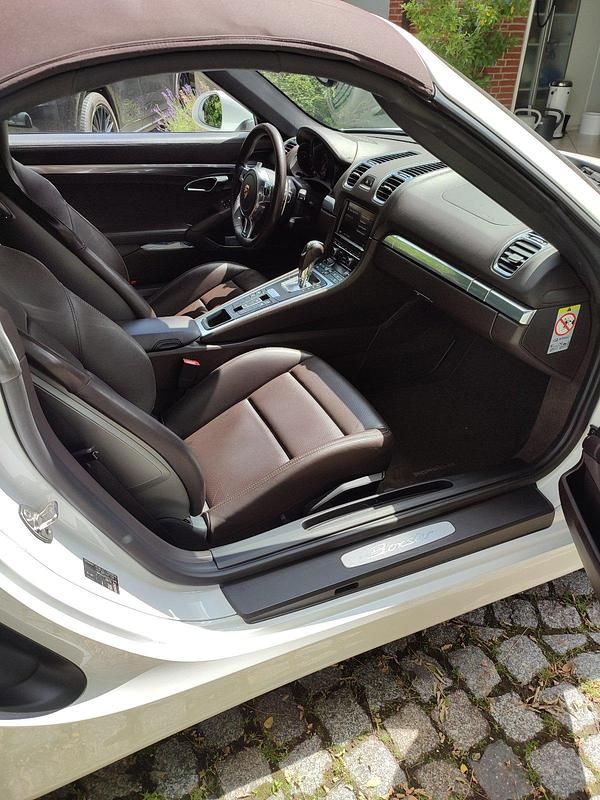 Second-hand Porsche Boxster 265 CP (194 kW) 2012 Alb Cabrio