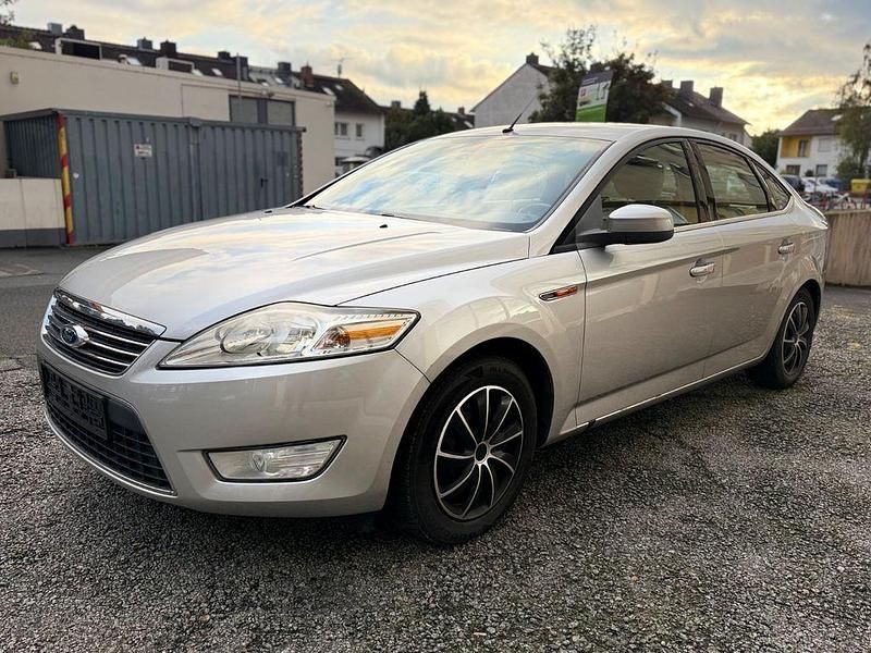 Silber Gebraucht 2009 Ford Mondeo Ghia Limousine | 1.990 € (Superpreis) - Bild 1/4