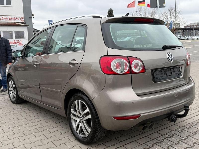 Gebraucht VW Golf VI Comfortline 110 PS (80 kW) 2009 Braun Kleinwagen