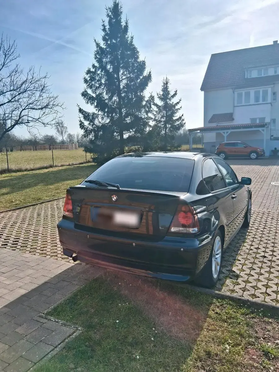 Gebraucht BMW 318 143 PS (105 kW) 2003 Schwarz Limousine
