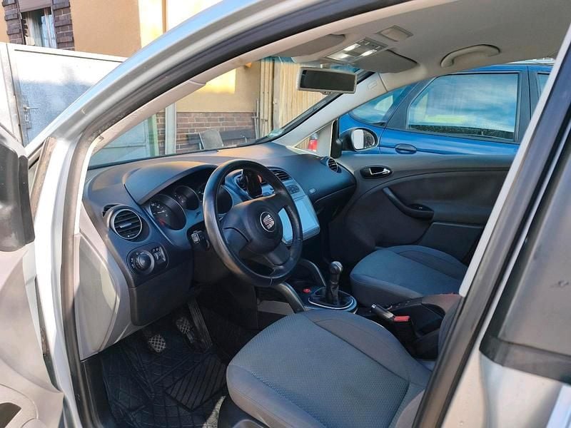 Gebraucht Seat Altea 115 PS (84 kW) 2008 Silber Limousine