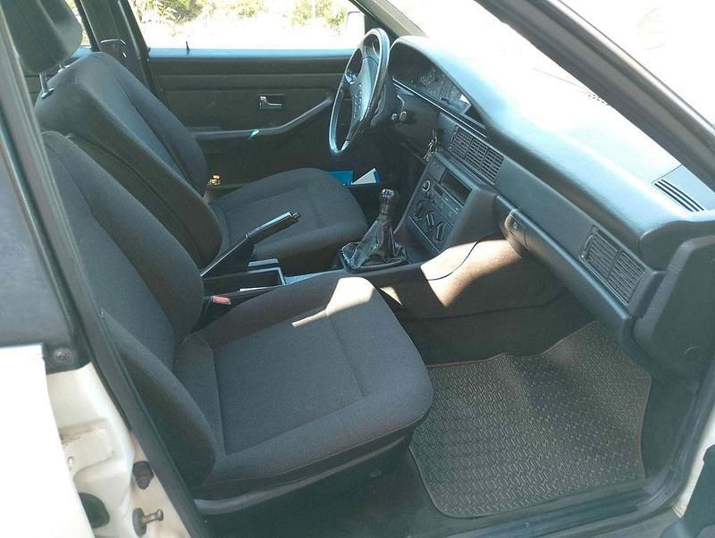 Usado Audi 100 88 HP (64 kW) 1988 Branco Sedan