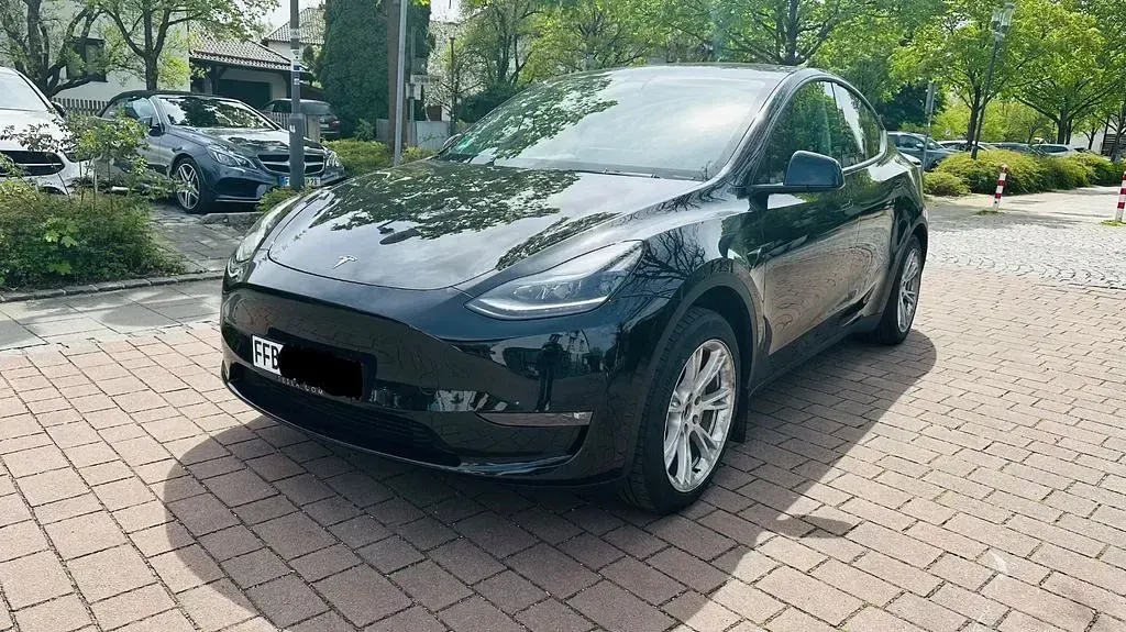 Usado Tesla Model Y 274 kW (373 CV) 2023 Negro SUV