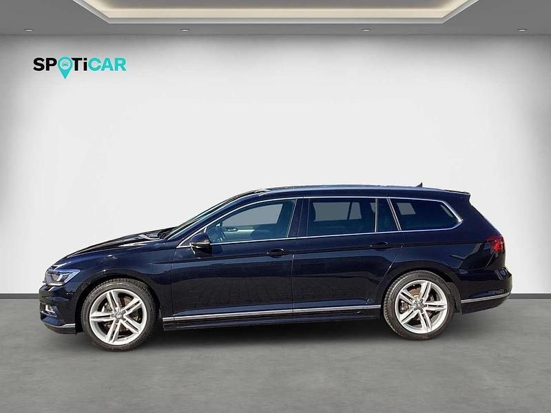 Gebraucht VW Passat Highline 150 PS (110 kW) 2019 Deep black perleffekt Kombi