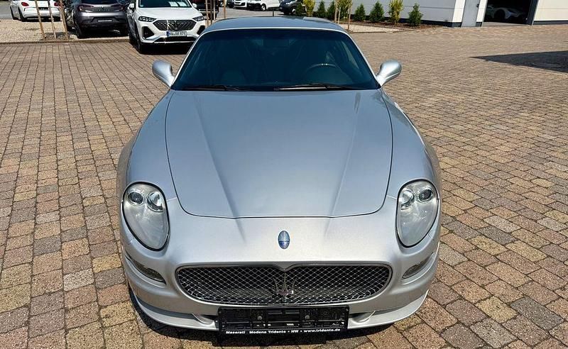 Silber Gebraucht 2005 Maserati GranSport Coupé | 38.940 € - Bild 1/4