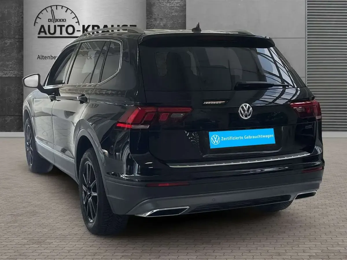 Gebraucht VW Tiguan Allspace United 150 PS (110 kW) 2021 Deep black perleffekt SUV