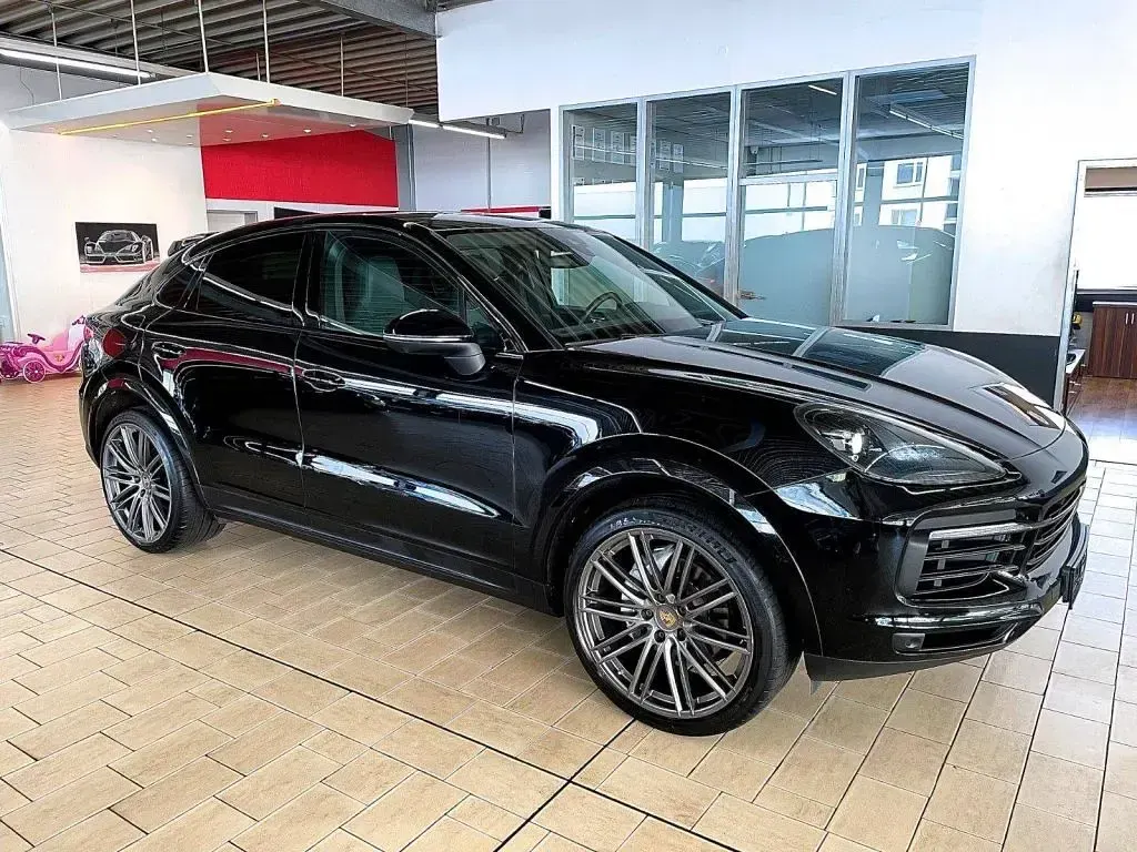 Gebraucht Porsche Cayenne Coupe 340 PS (250 kW) 2019 Tiefschwarz Coupé