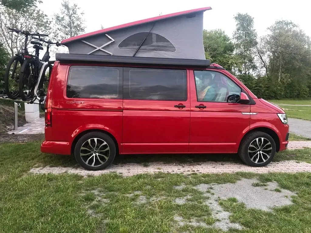 Gebraucht VW California California 150 PS (110 kW) 2019 Rot Van