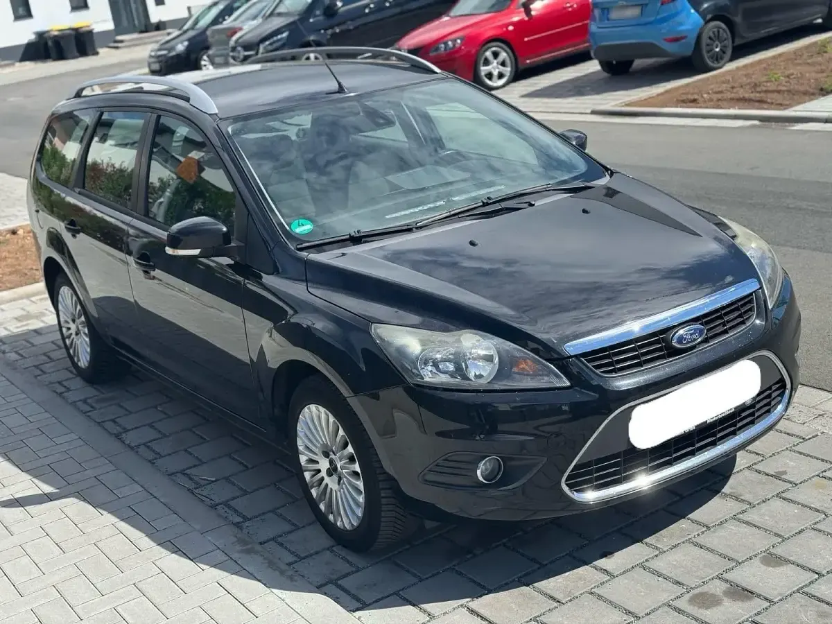 Gebraucht Ford Focus S 145 PS (106 kW) 2010 Schwarz Kombi