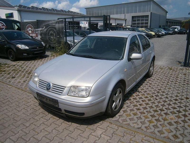 Silber Gebraucht 1999 VW Bora Limousine | 1.990 € (Fairer Preis) - Bild 1/4