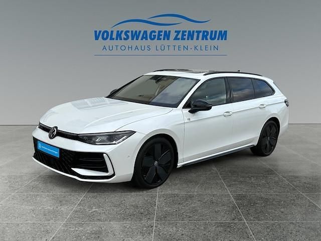 Gebraucht VW Passat R-line 150 PS (110 kW) 2024 Andere farbe Kombi