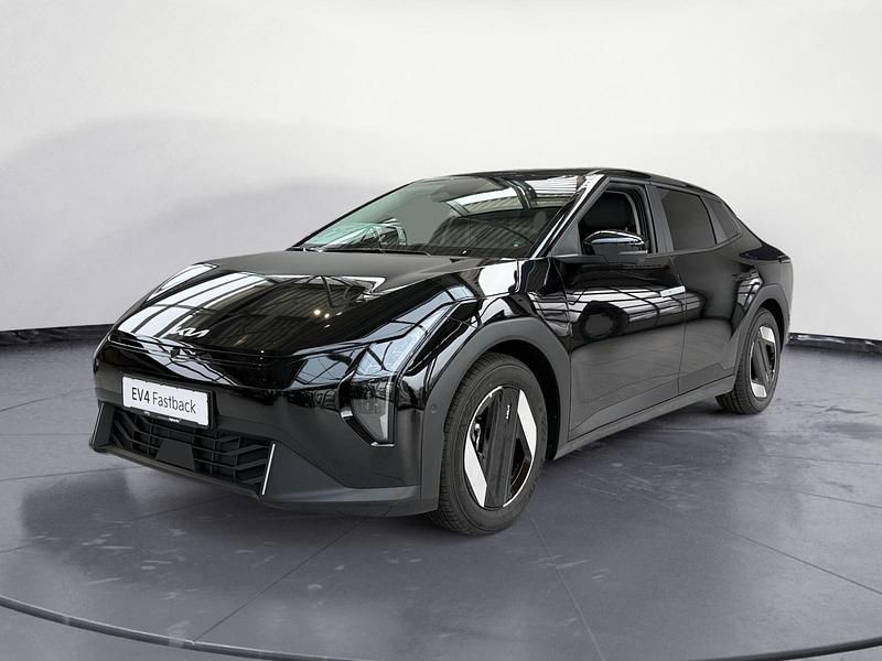 Neu Kia EV4 Earth 150 kW (204 PS) 2025 Schwarz Kleinwagen