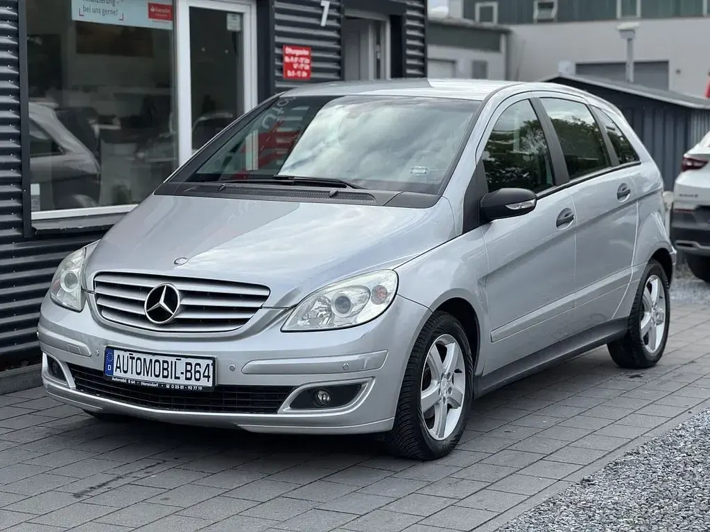 Gebraucht Mercedes B170 116 PS (85 kW) 2008 Silber Van / Kleinbus
