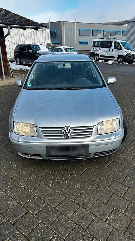 Gebraucht VW Bora 105 PS (77 kW) 2000 Silber Limousine