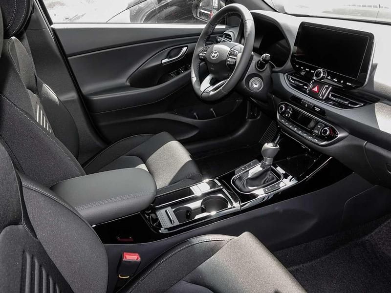 Gebraucht Hyundai i30 Advantage 101 PS (74 kW) 2024 Sailing blue Kombi