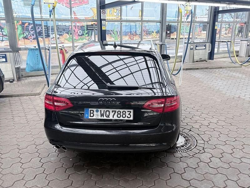 Gebraucht Audi A4 S-Line 150 PS (110 kW) 2014 Schwarz Kombi