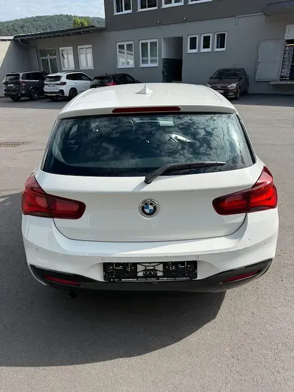 Gebraucht BMW 118 M Sport 150 PS (110 kW) 2019 Weiß Limousine