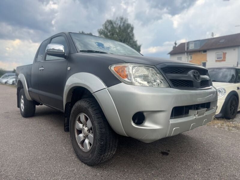 Schwarz Gebraucht 2005 Toyota HiLux Sol Abholung | 7.290 € (Guter Preis) - Bild 1/4