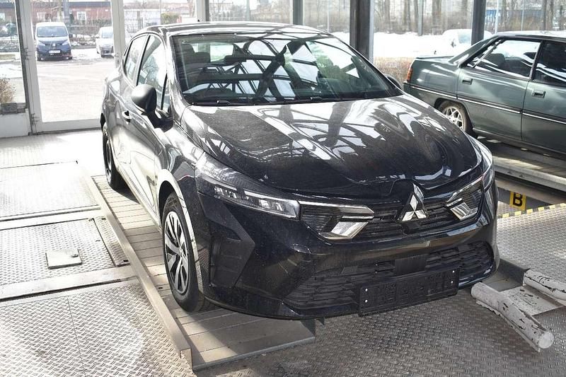 Neu Mitsubishi Colt Basis 67 PS (49 kW) 2025 Onyxschwarz Kleinwagen