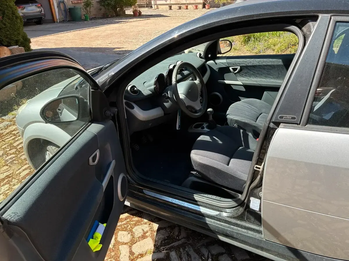 Używany Smart ForFour Pulse 95 KM (69 kW) 2004 Srebrny Hatchback