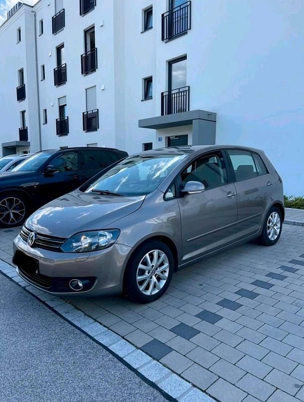 Gebraucht VW Golf VI 140 PS (102 kW) 2011 Braun Kleinwagen