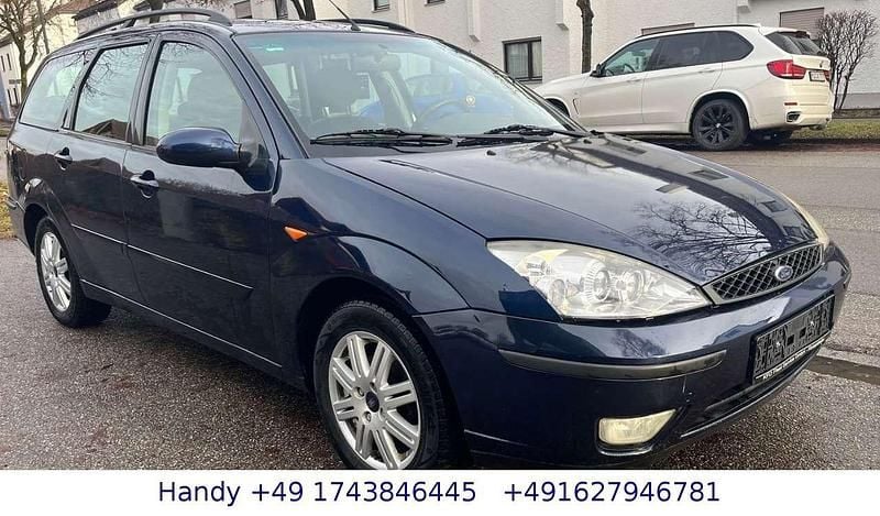 Gebraucht Ford Focus Ghia 116 PS (85 kW) 2004 Royalblau Kombi
