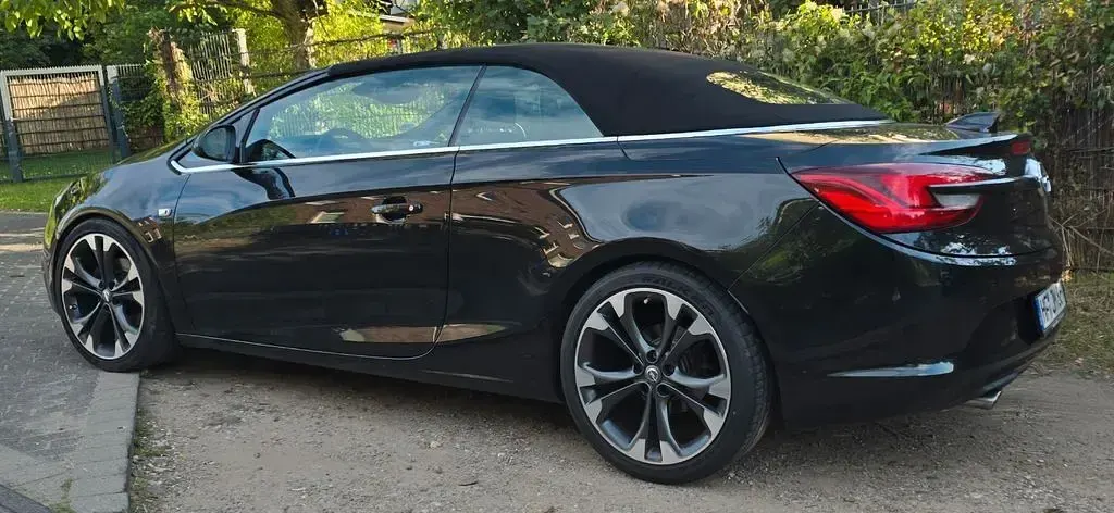 Gebraucht Opel Cascada 170 PS (125 kW) 2016 Schwarz Cabrio