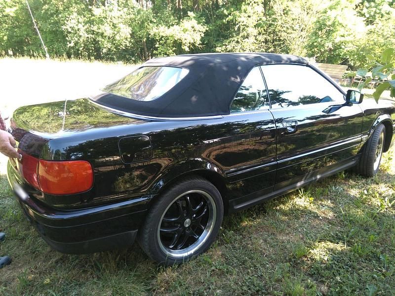Gebraucht Audi 80 118 PS (86 kW) 1996 Schwarz Cabrio