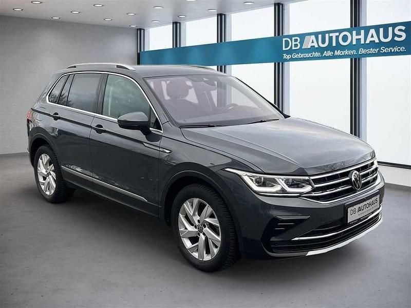 Gebraucht VW Tiguan Elegance 150 PS (110 kW) 2024 Grau SUV