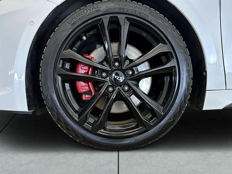 Gebraucht Kia ProCeed GT 204 PS (150 kW) 2019 (hw2) deluxeweiss met. (metallic) Kombi