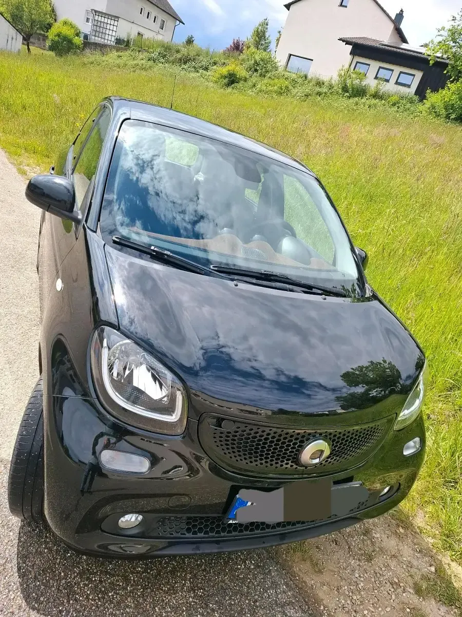 Gebraucht Smart ForFour 90 PS (66 kW) 2018 Schwarz Kleinwagen
