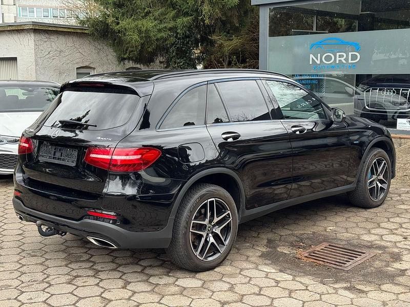 Gebraucht Mercedes GLC300e AMG 211 PS (155 kW) 2017 Schwarz SUV