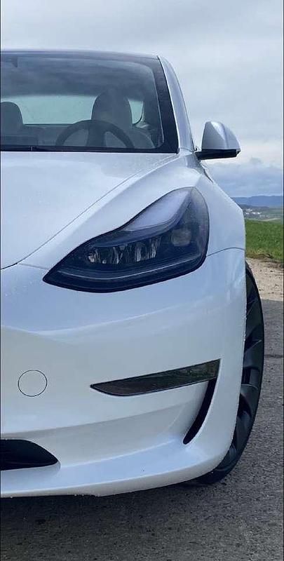 Gebraucht Tesla Model 3 Performance 392 kW (534 PS) 2023 Weiß Limousine
