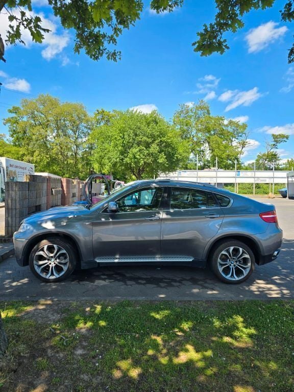 Silber Gebraucht 2013 BMW X6 Exclusive SUV | 16.950 € (Superpreis) - Bild 1/4