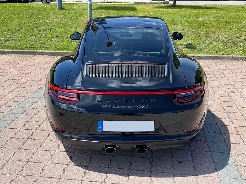 Schwarz Gebraucht 2019 Porsche 911 Carrera 4 GTS Coupé | 112.000 € (Guter Preis) - Bild 1/4