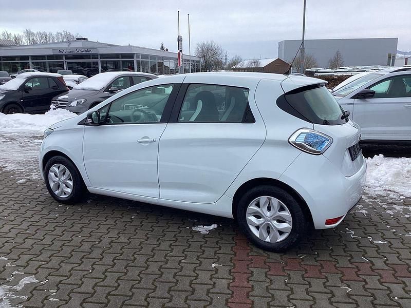Gebraucht Renault Zoe Life 42 kW (58 PS) 2019 Weiß Kleinwagen