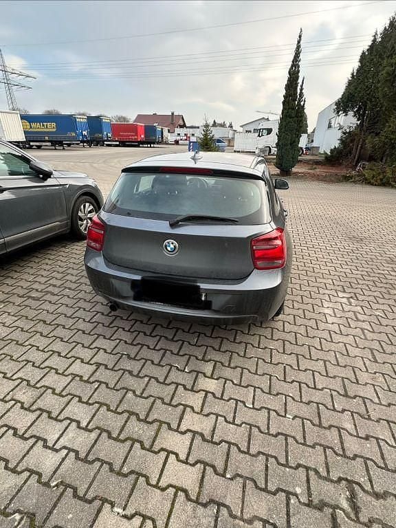 Gebraucht BMW 116 136 PS (100 kW) 2013 Grau Kleinwagen