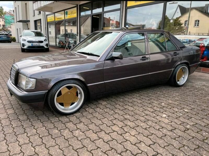 Gebraucht 1991 Mercedes 190 Limousine | 9.000 € - Bild 1/4