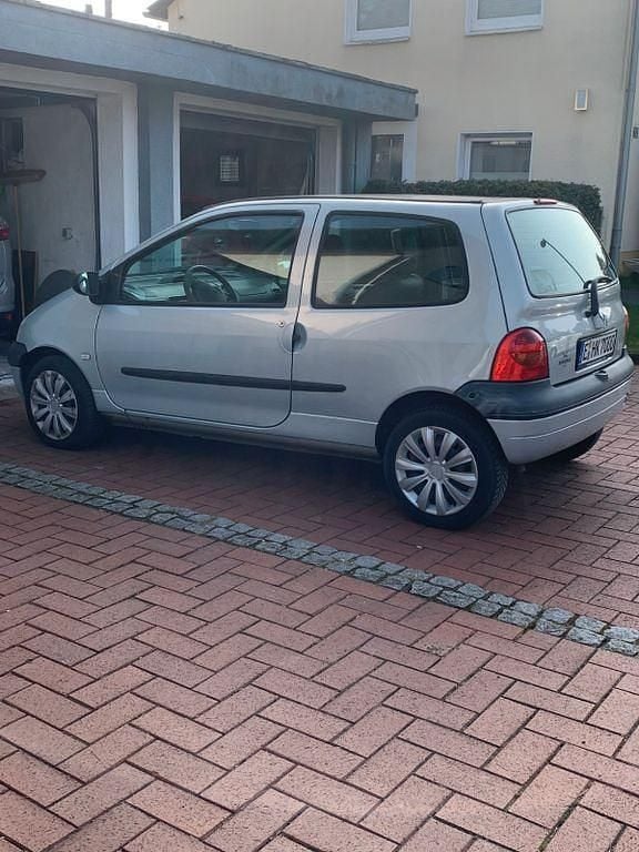 Gebraucht Renault Twingo 58 PS (42 kW) 2005 Silber Kleinwagen