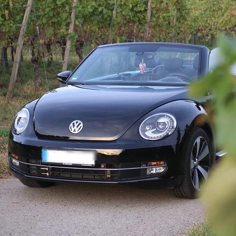 Schwarz Gebraucht 2015 VW Beetle CLUB Cabrio | 18.500 € (Fairer Preis) - Bild 1/4